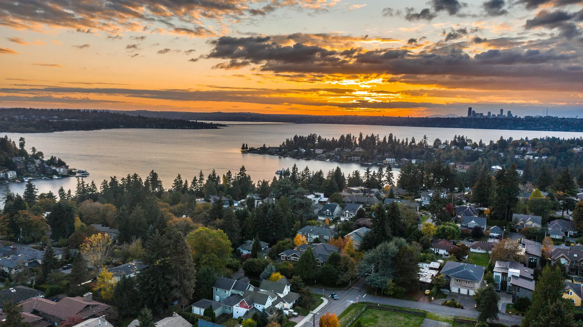 Columbia River and Tri-Cities waterfront, Kennewick WA